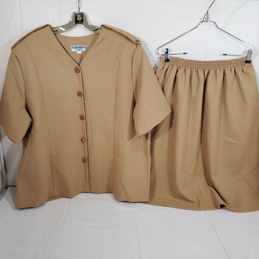Vintage DODI Women Size 3X Top and Skirt Set